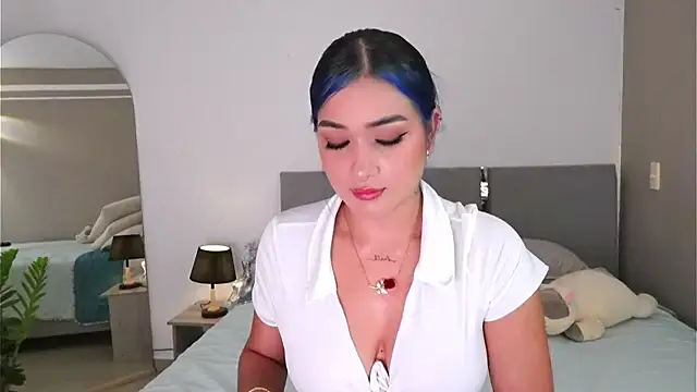Snapshot of AnnyHizzle chatting on September 10, 2025, 2:11 am AnnyHizzle online show from September 10, 2025, 2:11 am