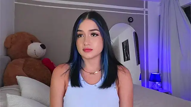 Snapshot of AnnyHizzle chatting on October 2, 2025, 2:18 am AnnyHizzle online show from October 2, 2025, 2:18 am