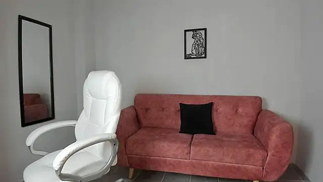 Snapshot of Alice23jones chatting on February 3, 2025, 9:29 pm Alice23jones online show from February 3, 2025, 9:29 pm