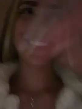 liaa 18 online show from February 19, 2025, 4:55 am