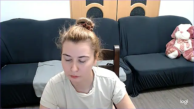 Snapshot of VioletaFlower7 chatting on January 23, 2025, 9:29 pm VioletaFlower7 online show from January 23, 2025, 9:29 pm