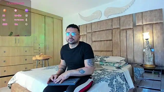 Snapshot of petterwilly1 chatting on January 21, 2025, 1:32 pm petterwilly1 online show from January 21, 2025, 1:32 pm