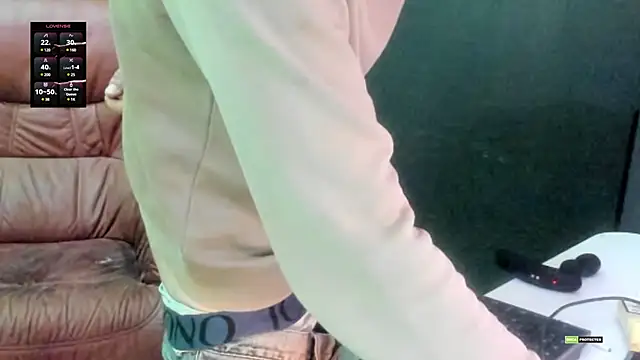 Snapshot of savage_daddyy chatting on February 28, 2025, 4:31 pm savage daddyy online show from February 28, 2025, 4:31 pm