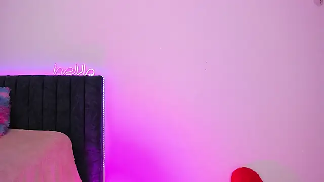 Snapshot of liaqueen610 chatting on January 9, 2025, 12:14 am liaqueen610 online show from January 9, 2025, 12:14 am