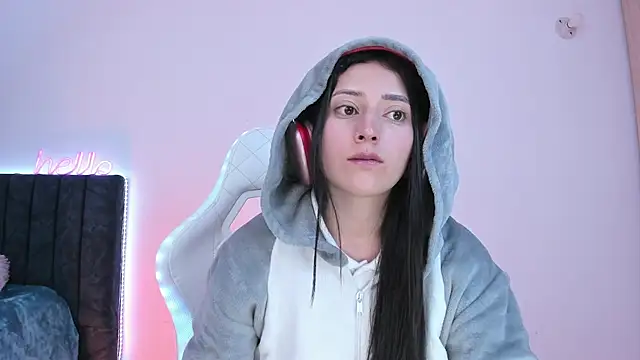 Snapshot of liaqueen610 chatting on January 18, 2025, 12:46 am liaqueen610 online show from January 18, 2025, 12:46 am