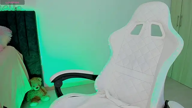 Snapshot of liaqueen610 chatting on February 9, 2025, 11:46 pm liaqueen610 online show from February 9, 2025, 11:46 pm