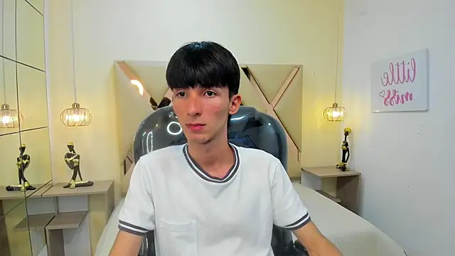 Snapshot of Jake_evans chatting on September 22, 2025, 3:41 am Jake evans online show from September 22, 2025, 3:41 am