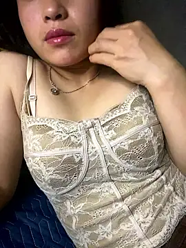 T tina92 online show from January 15, 2026, 1:48 pm