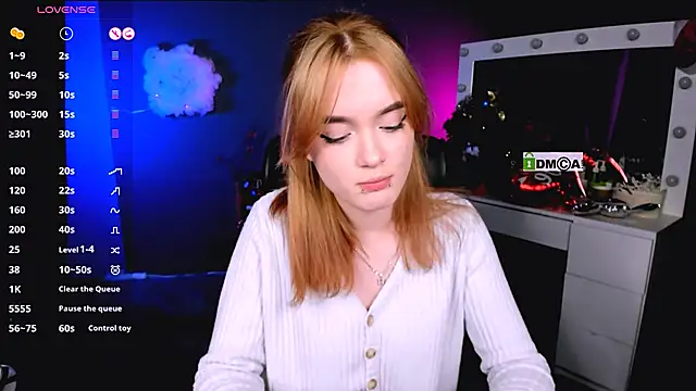 liana kisses online show from February 17, 2025, 2:15 pm