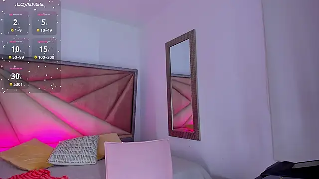 BarbaraKnox  online show from September 9, 2025, 11:59 pm