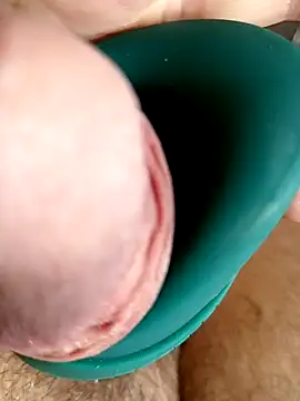 Snapshot of Durovoglioso2 chatting on March 2, 2025, 2:43 pm Durovoglioso2 online show from March 2, 2025, 2:43 pm