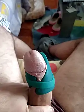 Snapshot of Durovoglioso2 chatting on March 15, 2025, 2:45 pm Durovoglioso2 online show from March 15, 2025, 2:45 pm