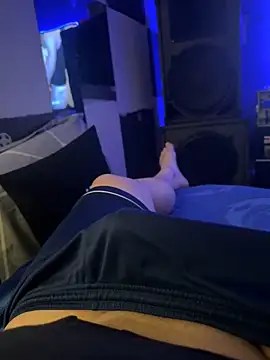 MatthewEmme online show from February 4, 2026, 11:31 pm