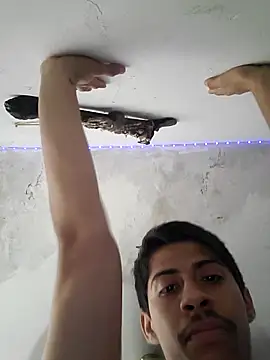 culitotragon24 online show from December 17, 2025, 6:47 pm