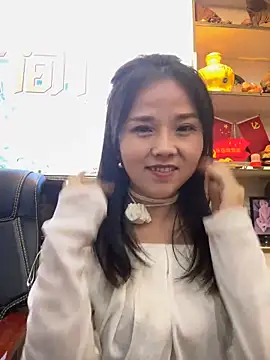 Efangfang online show from December 30, 2024, 2:40 pm