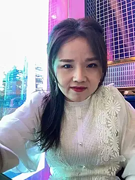 Efangfang online show from January 12, 2025, 6:28 am