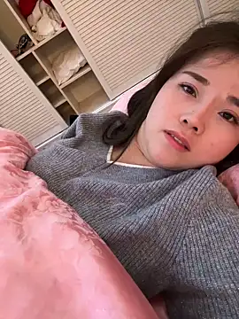 Efangfang online show from January 22, 2025, 2:35 pm