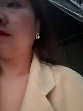 Efangfang online show from March 1, 2025, 10:31 pm