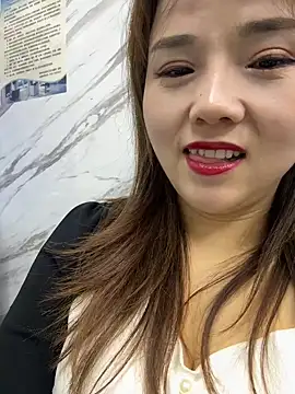 Efangfang online show from March 8, 2025, 11:58 am