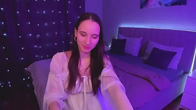 StaceySunny online show from February 11, 2025, 2:57 pm