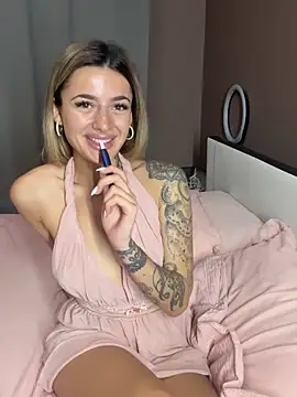 Jasmine urPrincess online show from October 5, 2025, 2:48 pm