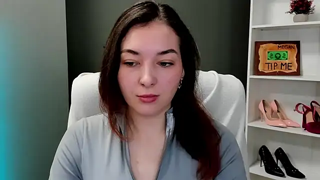 Meagn Extasy online show from June 3, 2026, 7:00 am