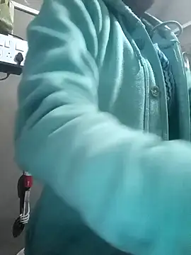 Snapshot of Angel-life chatting on December 16, 2024, 3:51 am Angel-life online show from December 16, 2024, 3:51 am