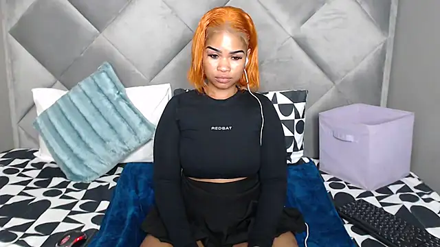 Snapshot of LOYAL_SASHA chatting on December 22, 2024, 5:53 pm LOYAL SASHA online show from December 22, 2024, 5:53 pm