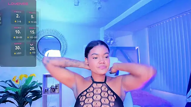 Snapshot of madisson_davon chatting on December 21, 2024, 1:42 pm madisson davon online show from December 21, 2024, 1:42 pm