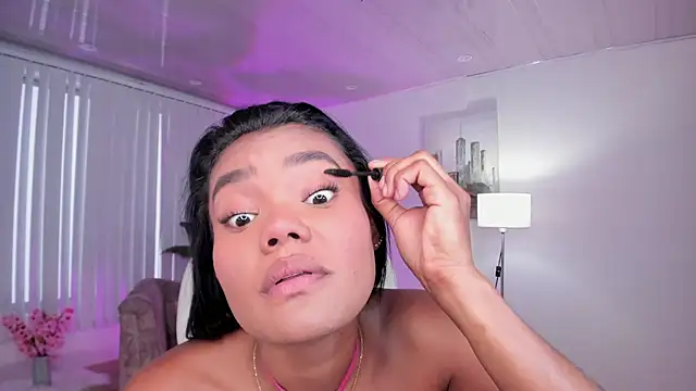 Snapshot of madisson_davon chatting on January 12, 2025, 1:37 pm madisson davon online show from January 12, 2025, 1:37 pm