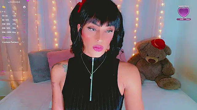 AlanaBekeer online show from October 14, 2025, 10:43 pm