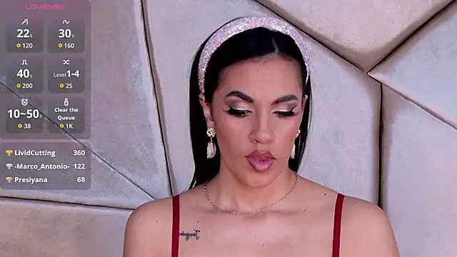 Camille Torres online show from September 9, 2025, 1:21 pm