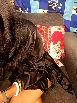 REVA DARLING online show from January 24, 2025, 11:37 am