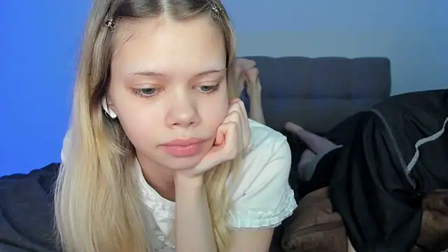 chansetolove online show from March 15, 2025, 9:19 am