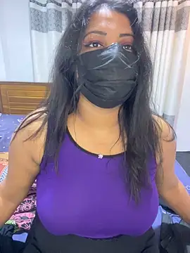 NOORA-GIRL online show from January 7, 2026, 2:14 am