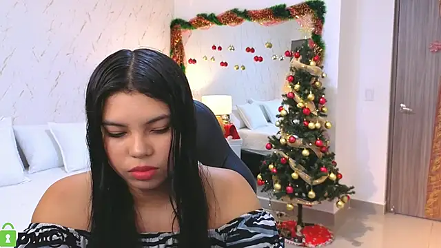 ISA  CUTEE online show from December 23, 2025, 3:26 am