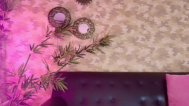 cherry chel online show from January 15, 2025, 8:26 pm