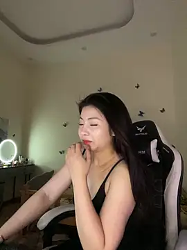 MiMi 0293 online show from April 27, 2026, 6:22 am