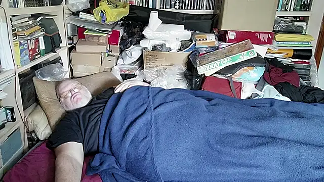 hadeszeuss2 online show from February 25, 2025, 2:54 pm