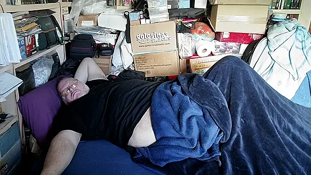 hadeszeuss2 online show from February 20, 2026, 3:01 pm