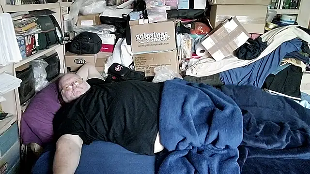 hadeszeuss2 online show from March 5, 2026, 3:08 pm