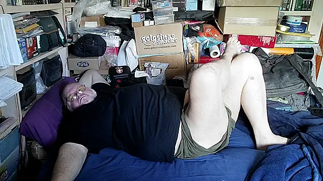 hadeszeuss2 online show from March 19, 2026, 2:32 pm