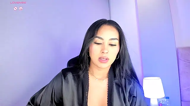 Snapshot of Cameliaa_Smiith chatting on February 6, 2025, 7:45 am Cameliaa Smiith online show from February 6, 2025, 7:45 am
