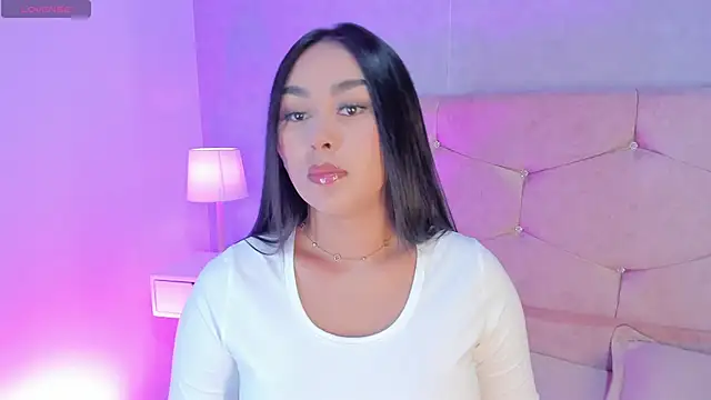 Cameliaa Smiith online show from May 27, 2026, 3:58 am