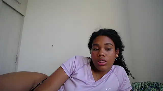 Snapshot of Dena_k_ chatting on January 10, 2025, 10:25 pm Dena k online show from January 10, 2025, 10:25 pm