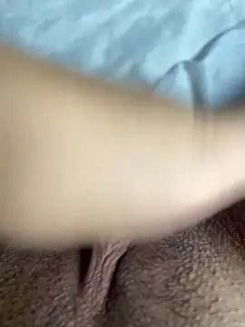 Snapshot of lili_fire69 chatting on October 17, 2025, 2:48 am lili fire69 online show from October 17, 2025, 2:48 am