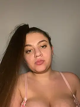 ayshalove online show from February 24, 2025, 8:14 pm