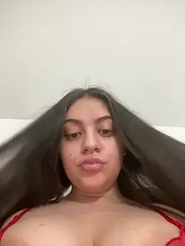 ayshalove online show from March 17, 2025, 9:44 am