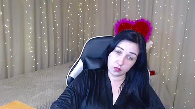 Snapshot of JillStevens chatting on February 10, 2026, 4:11 pm JillStevens online show from February 10, 2026, 4:11 pm