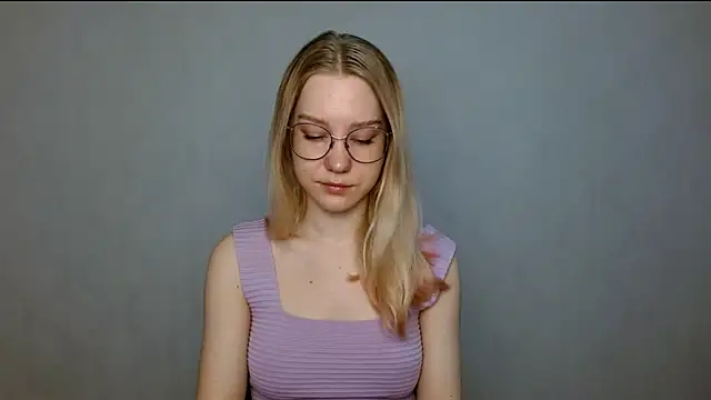 Snapshot of cindi_hot chatting on March 2, 2025, 8:59 am cindi hot online show from March 2, 2025, 8:59 am